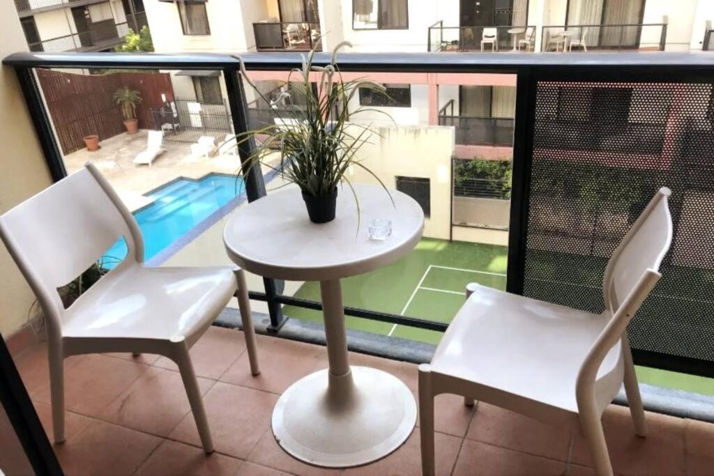 City & Lakeside With Free Parking, Pool And 10 Mins Walk Into The City Περθ Εξωτερικό φωτογραφία
